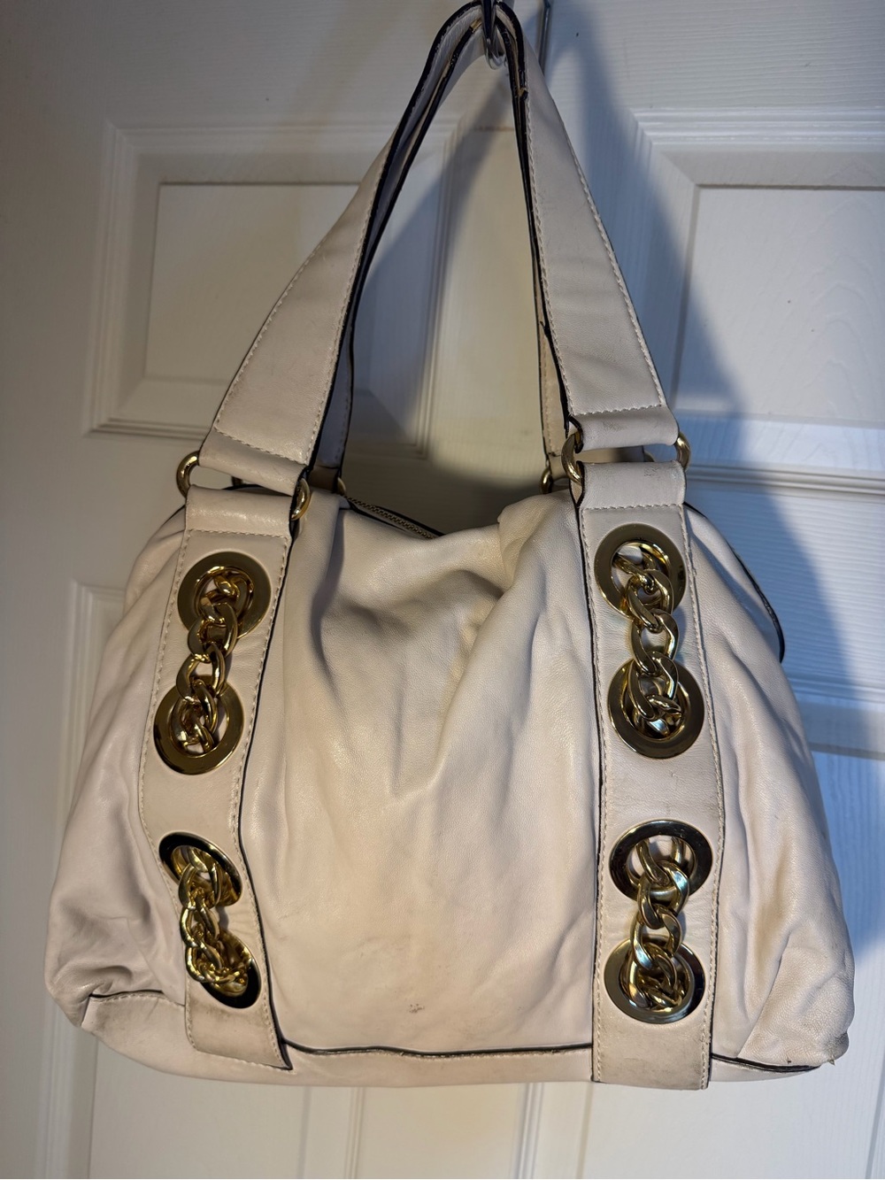 Michael Kors Cream Leather Shoulder Bag with Gold Chain Detail